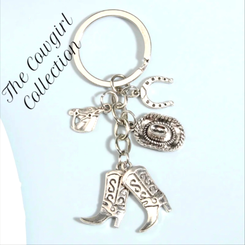📢Just In.... Western Keychain
